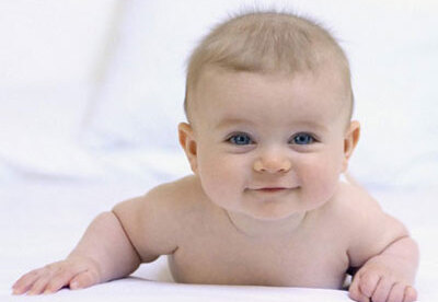 Es normal La caída del pelo del bebé? Es normal La caída del pelo del bebé?