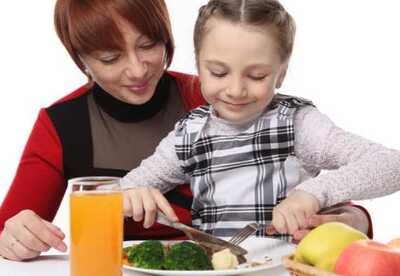 Estrategias probadas para que los niños se coman la verdura Estrategias probadas para que los niños se coman la verdura