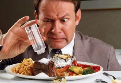 Lista de alimentos que envejecen nuestra piel Lista de alimentos que envejecen nuestra piel