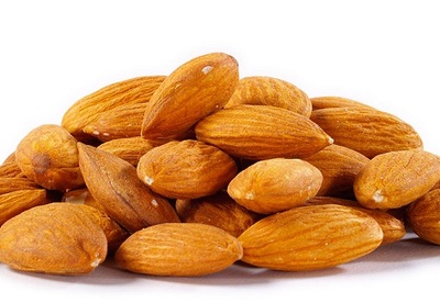 Los beneficios de las almendras Los beneficios de las almendras