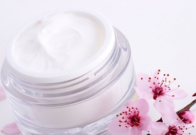 Los cosméticos y la edad Los cosméticos y la edad