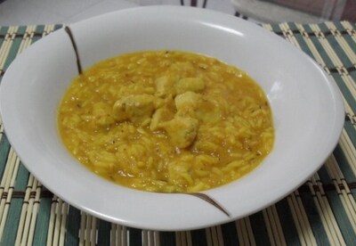 Pollo con arroz, un cómodo almuerzo para dar a los niños Pollo con arroz, un cómodo almuerzo para dar a los niños
