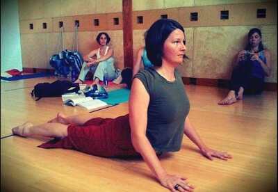 Posturas de Yoga para el dolor de espalda Posturas de Yoga para el dolor de espalda