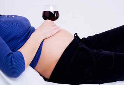 Que produce el alcohol en el embarazo Que produce el alcohol en el embarazo