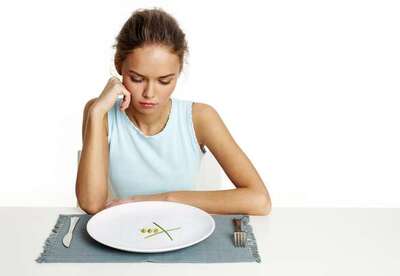 Riesgos de una dieta estricta para el cuerpo Riesgos de una dieta estricta para el cuerpo