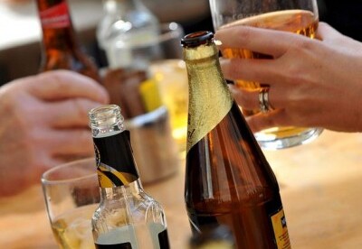 El alcohol y sus efectos negativos El alcohol y sus efectos negativos