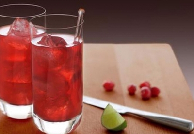 Algunos beneficios para la salud del jugo de arándano Algunos beneficios para la salud del jugo de arándano