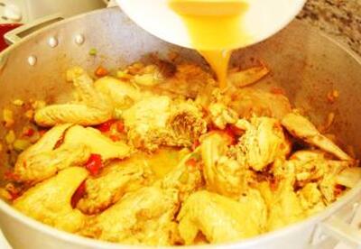 Recetas latinas: Fricasé de pollo Recetas latinas: Fricasé de pollo