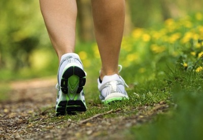 Los beneficios de salir a caminar Los beneficios de salir a caminar