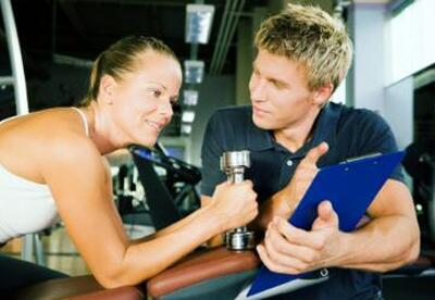 Cómo elegir un entrenador personal Cómo elegir un entrenador personal
