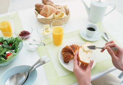 El desayuno es la comida más importante El desayuno es la comida más importante
