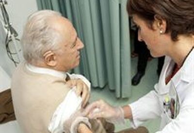 Sanidad detecta un descenso en la vacunación frente a la gripe de los mayores de 65 años Sanidad detecta un descenso en la vacunación frente a la gripe de los mayores de 65 años