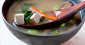 Sopa de miso propiedades y receta sencilla Sopa de miso propiedades y receta sencilla