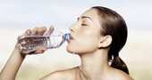 Hidratación: la importancia del agua y las sales minerales Hidratación: la importancia del agua y las sales minerales