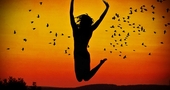 Estudio revela que la felicidad es contagiosa Estudio revela que la felicidad es contagiosa